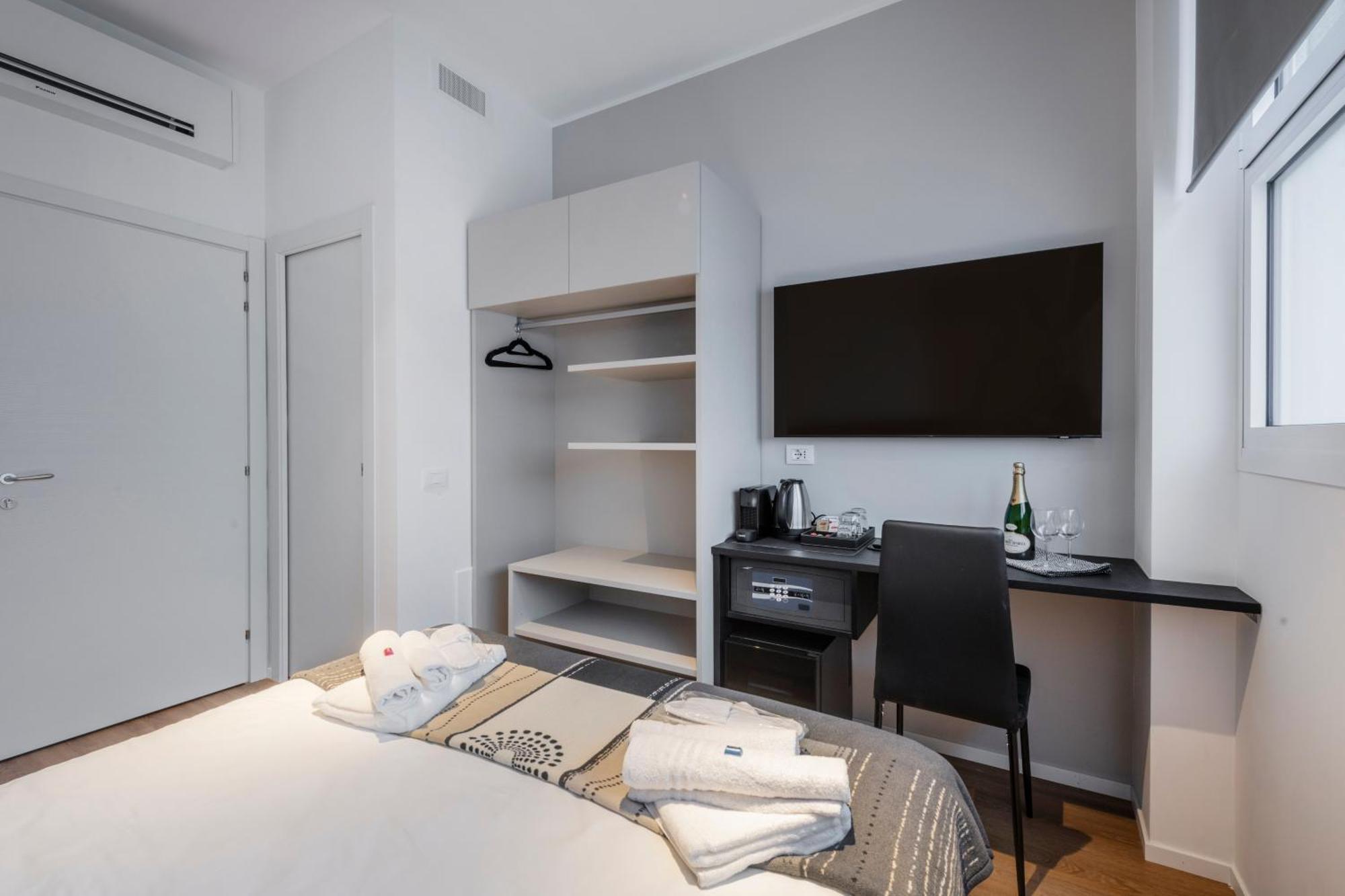מילאנו Bnbutler - Inbrera Suites - Giulianova, 1 מראה חיצוני תמונה