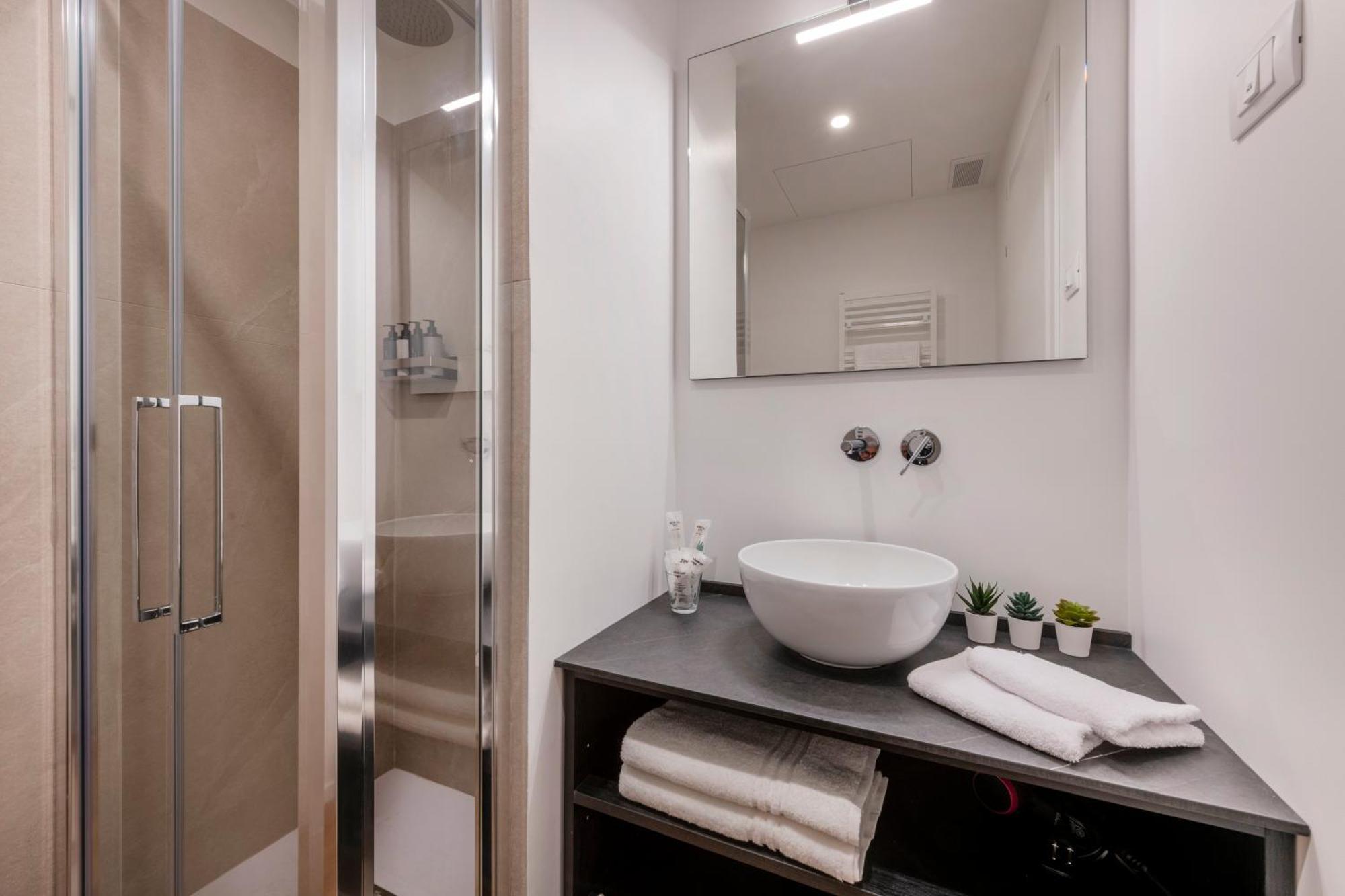 מילאנו Bnbutler - Inbrera Suites - Giulianova, 1 מראה חיצוני תמונה