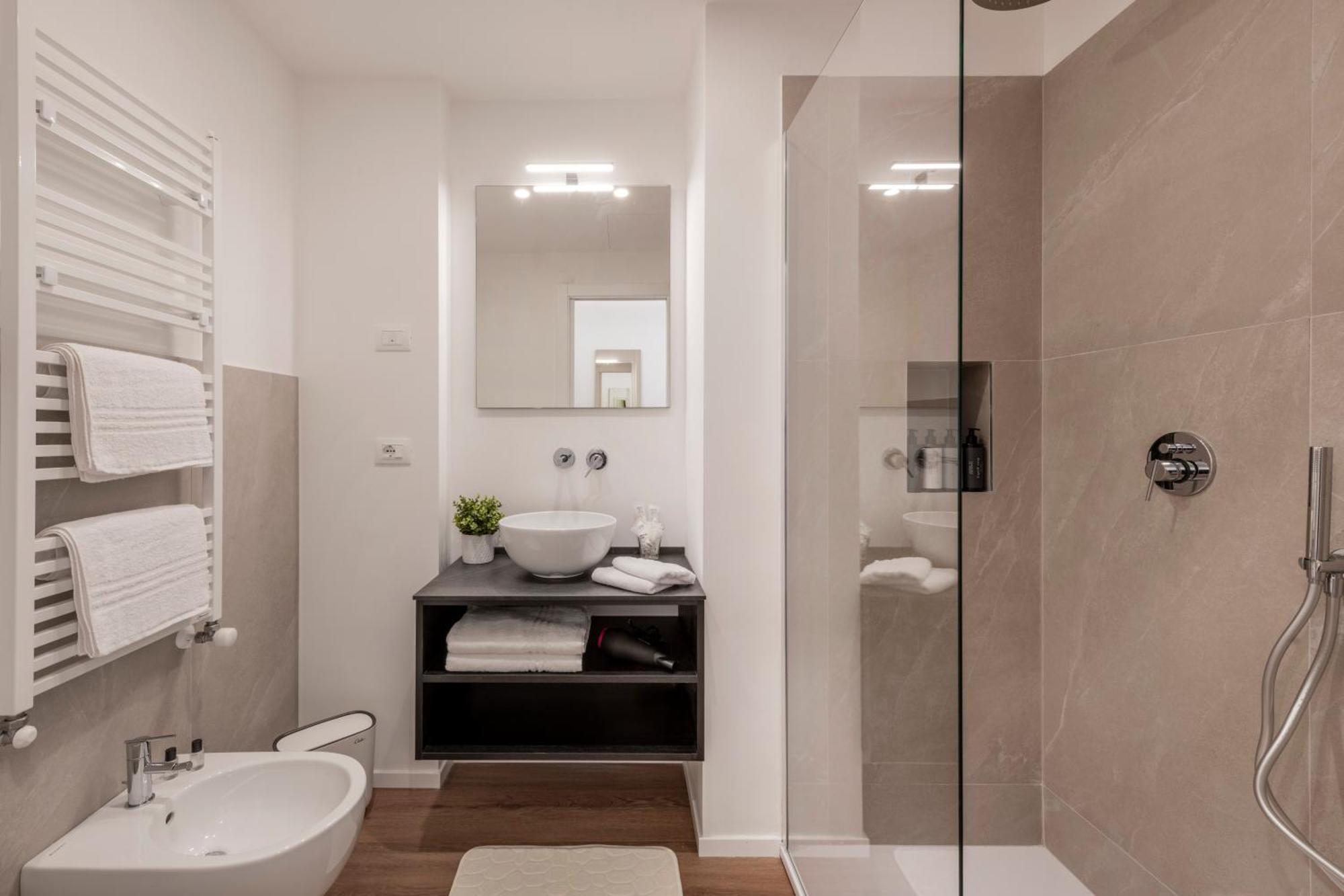 מילאנו Bnbutler - Inbrera Suites - Giulianova, 1 מראה חיצוני תמונה