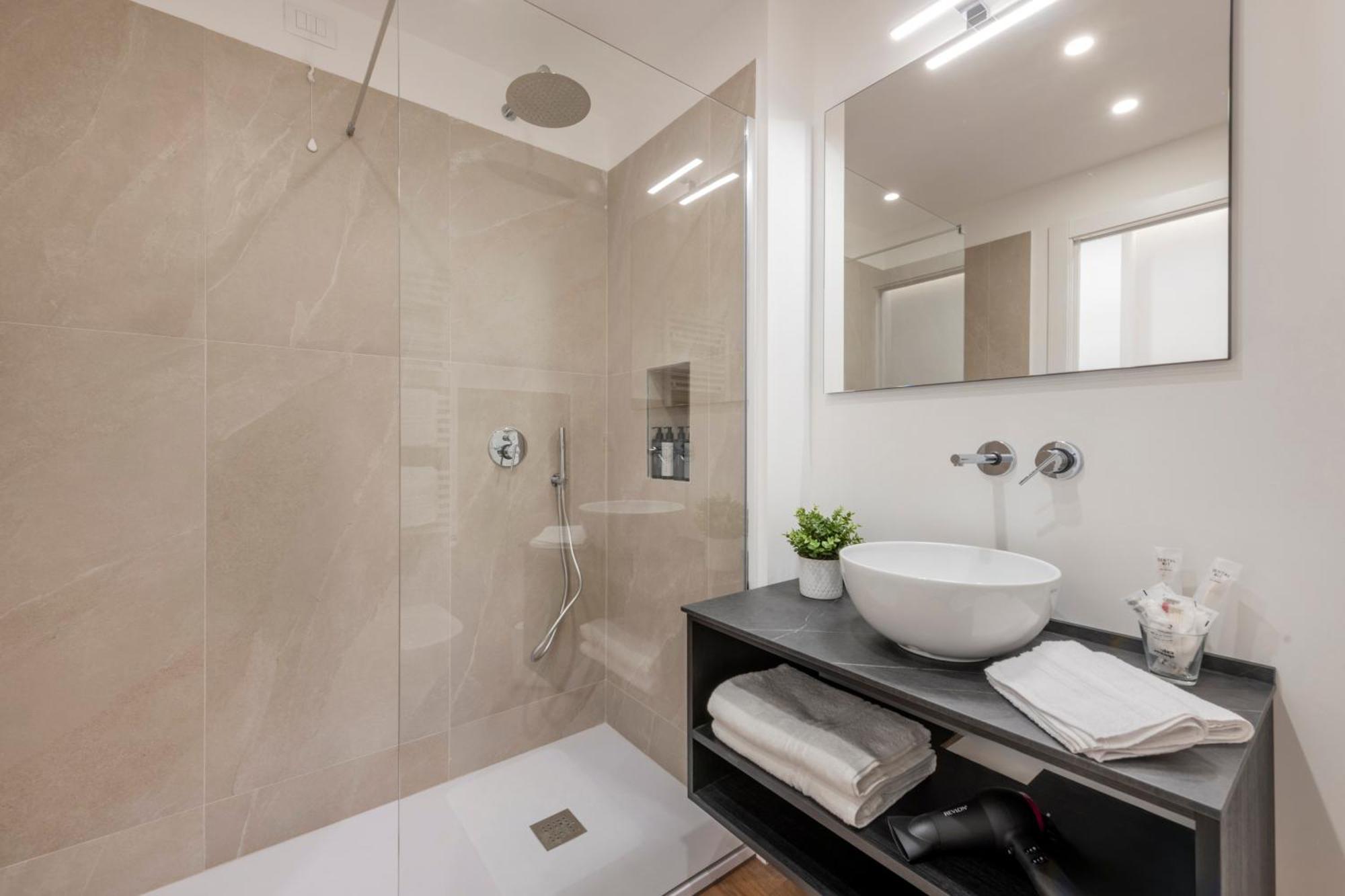 מילאנו Bnbutler - Inbrera Suites - Giulianova, 1 מראה חיצוני תמונה